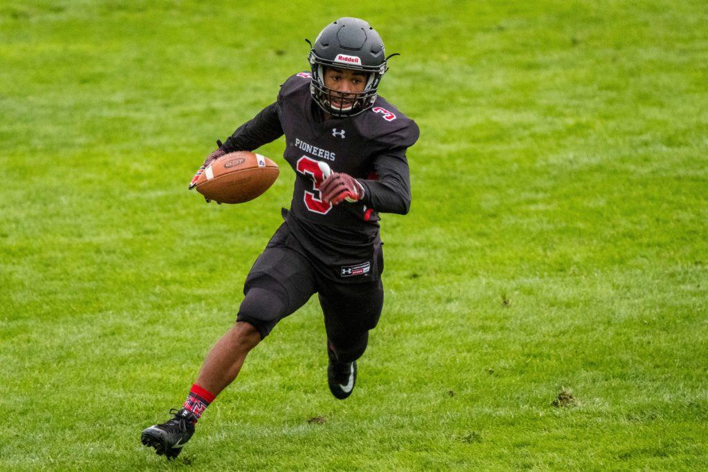 Grinnell+College+has+withdrawn+from+its+remaining+football+games+for+the+2019+season.+Photo+by+Justin+Hayworth%2FGrinnell+College.