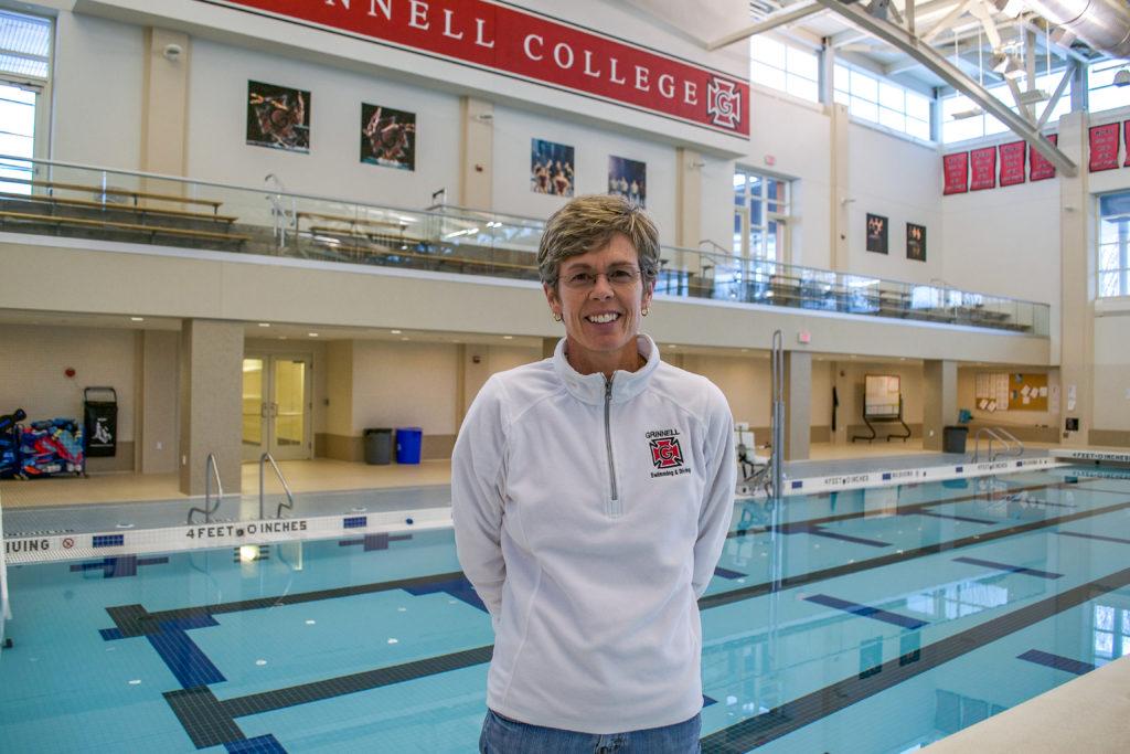 Swim+and+Dive+Head+Coach+Erin+Hurley+discusses+the+challenges+of+recruiting+student+athletes.+
