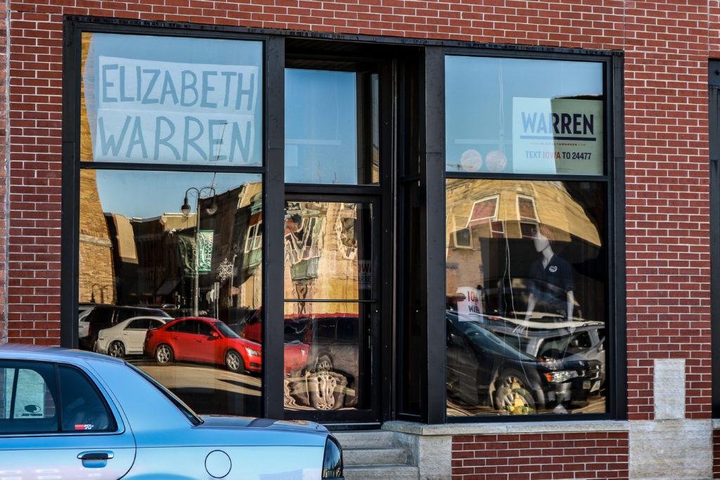 Offices for Elizabeth Warren, Joe Biden and Pete Buttigieg are all located in downtown Grinnell. An office for Andrew Yang will soon join them. Photo by Isabel Torrence