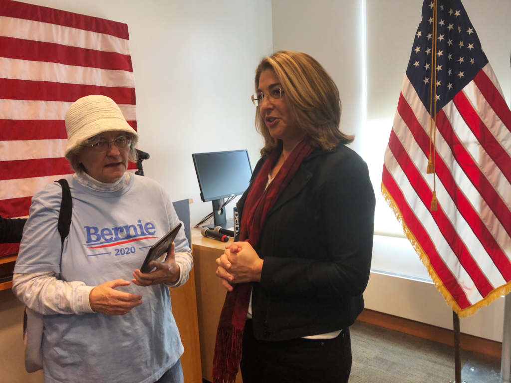 Jane Sanders and Naomi Klein barnstorm for Bernie in Grinnell