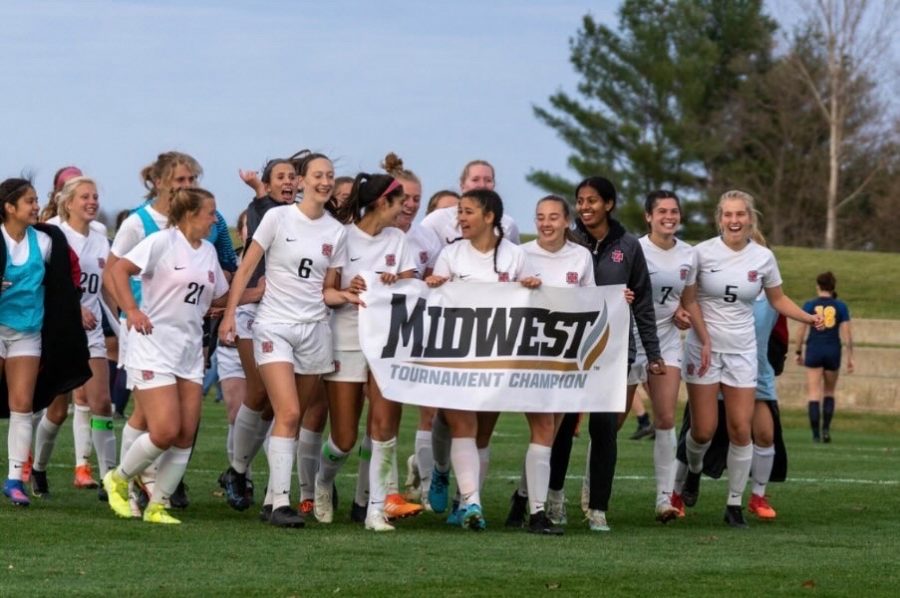 After a lackluster 2021 season, the women’s soccer team entered this season rejuvinated and ready to #raisethebar. They would go on to win the title of
Midwest Conference Champions and secure a spot in the National Collegiate Athletic Association Division III tournament.