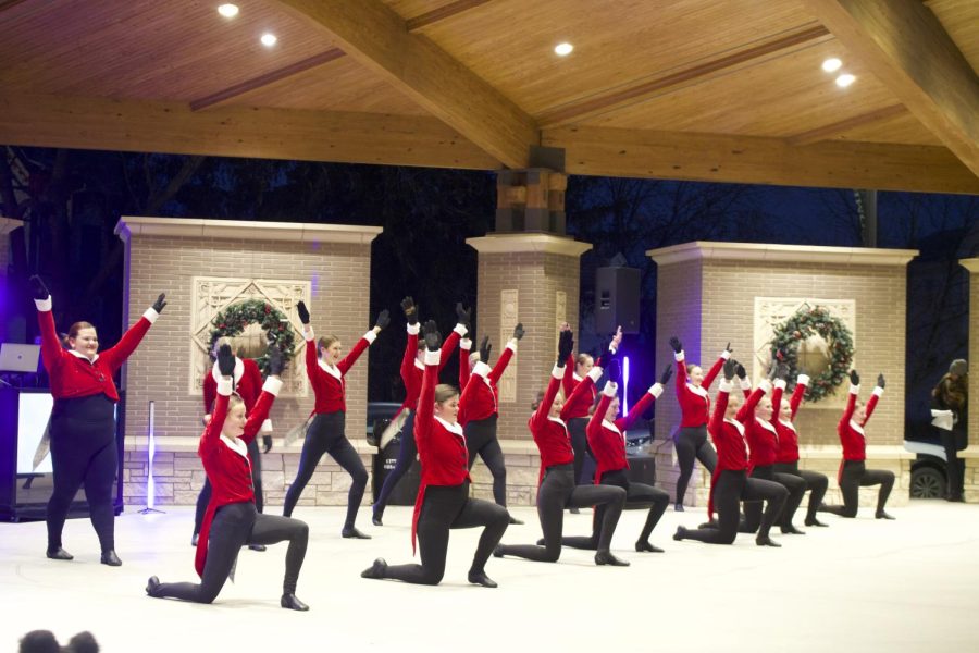 Michells Dance Company and Stepping Out Dance Studio kicked off Jingle Bell Holiday with a performance.