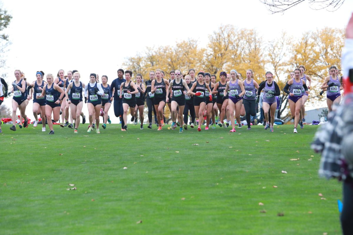Runners competing in the Midwest Conference Women’s Championship on Oct. 28 in Grinnell.