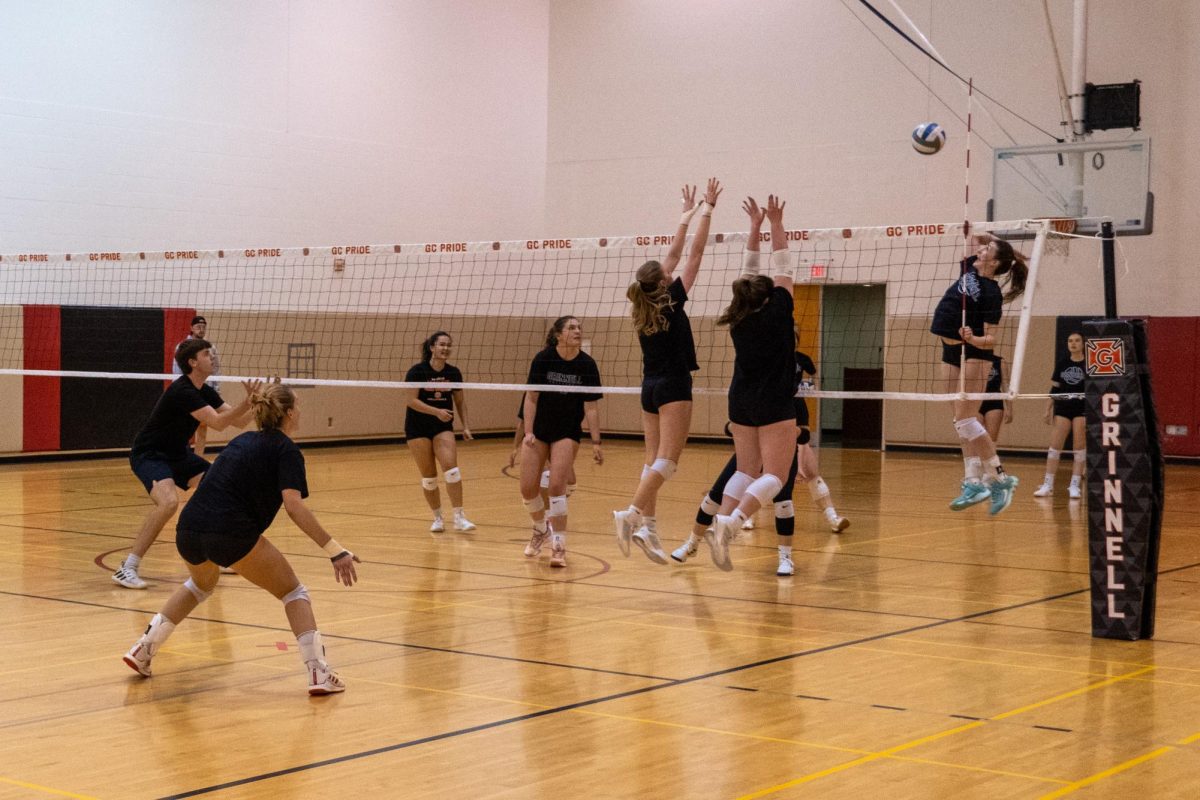 Members of the volleyball team practicing on Wednesday Nov. 8 in preparation for their matches at the Midwest Conference tournament.