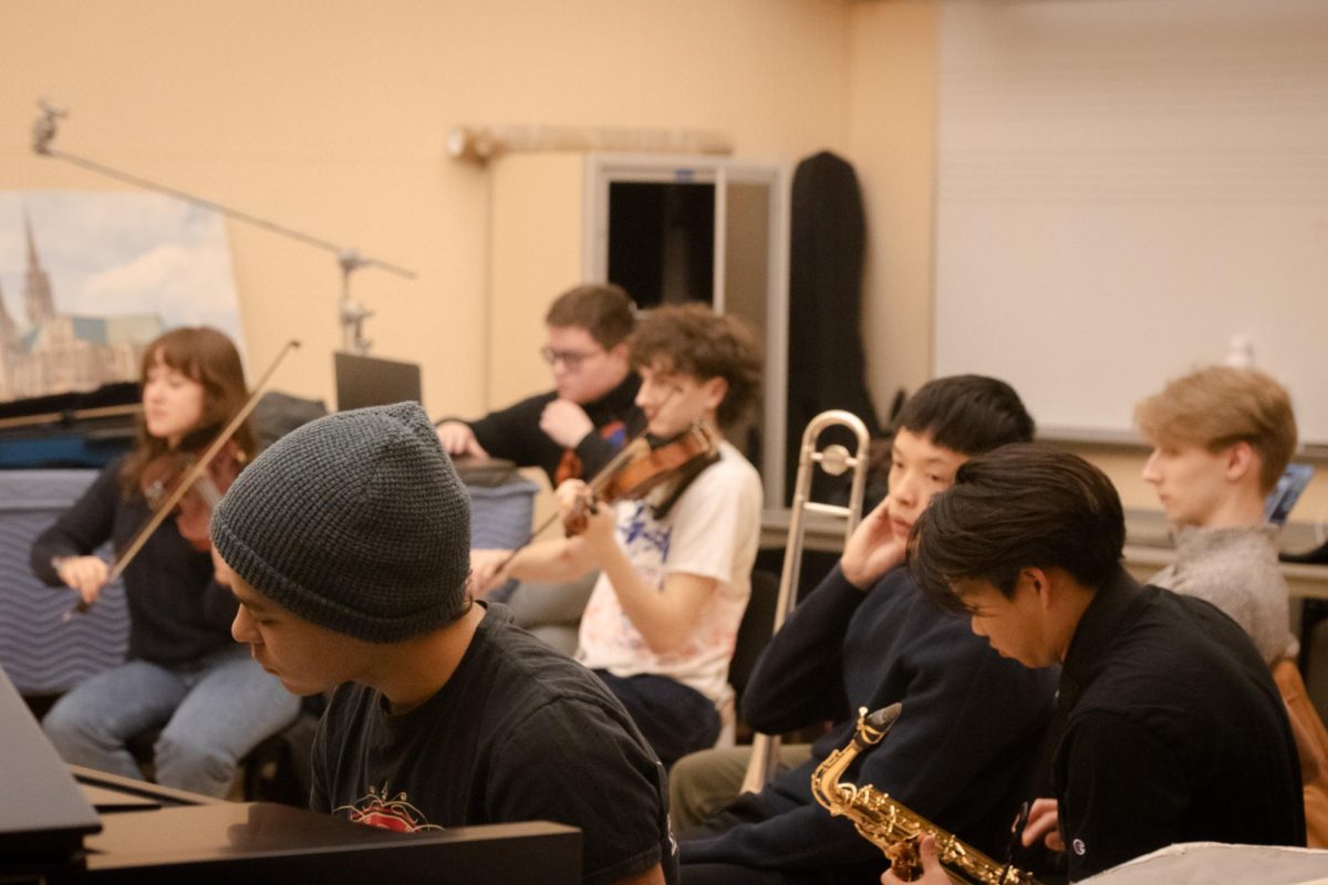 Photo Series: BĀDPHAYÁK roars into semester with jam session