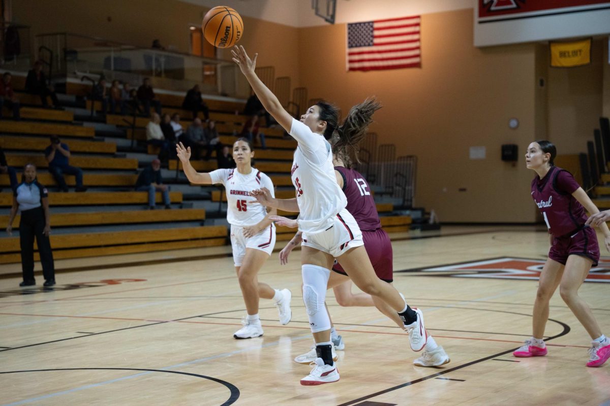 Cassidy Pak (15) tosses the ball into the net during a game against Central Christian (KS) on Fri, Nov. 8, 2024.