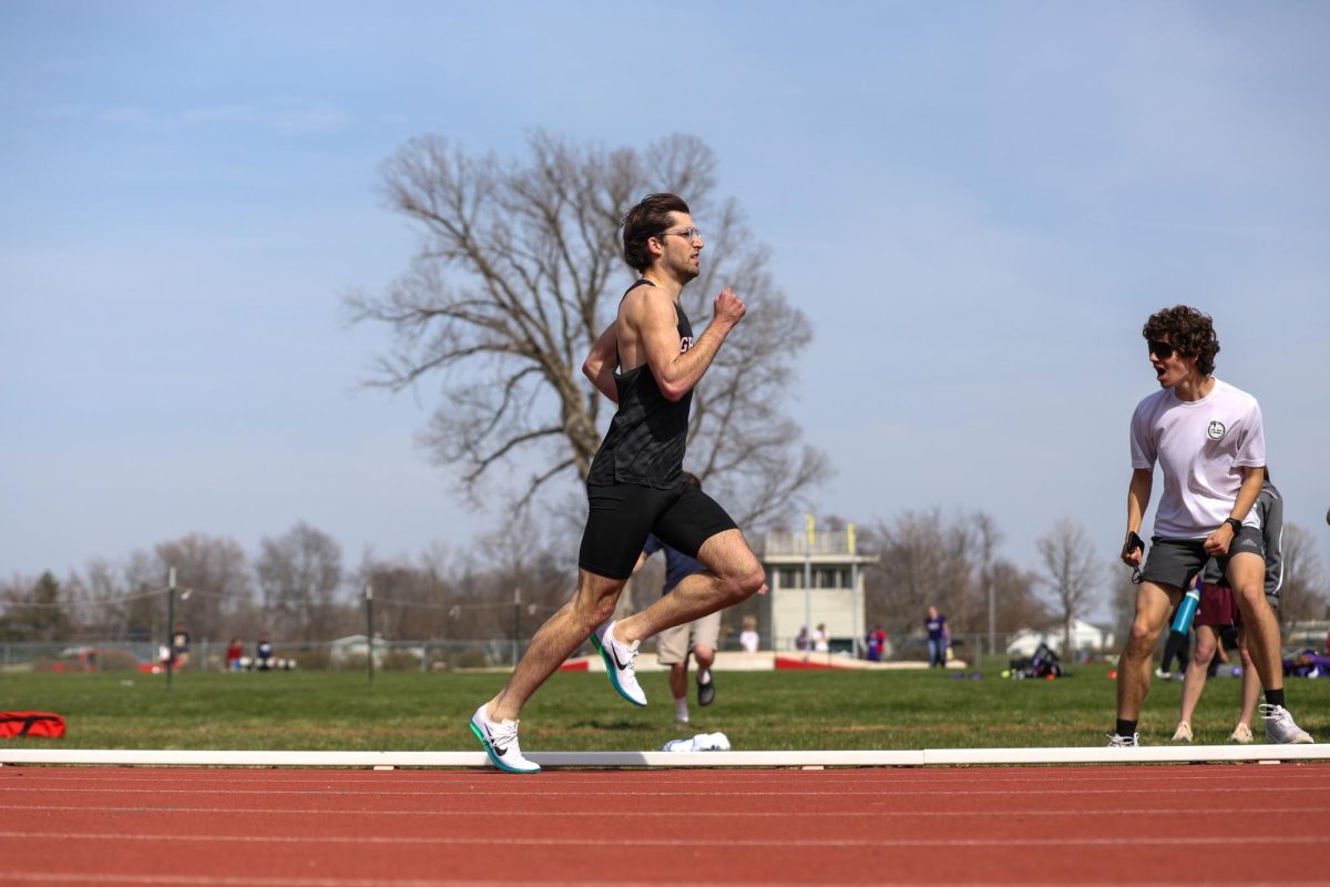Andy Chestovich `26 runs in the Dick Young Invitational on April 12, 2025.